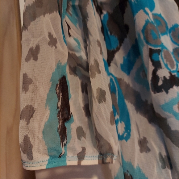 Women's INC top - Picture 4 of 8